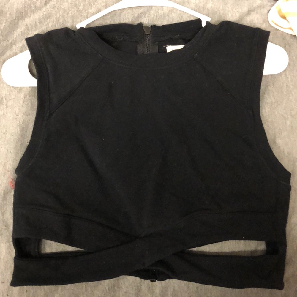 Black crop top